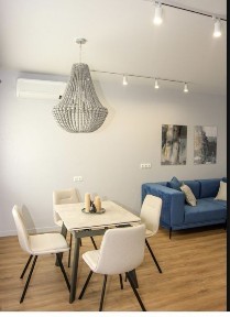 Київ, Солом'янський, вулиця Михайла Дерегуса 44