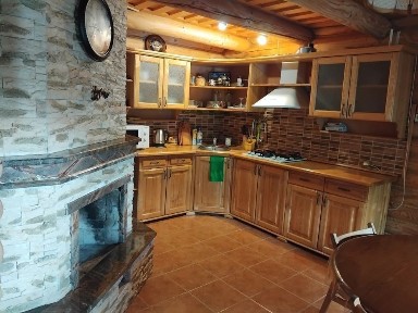 Ціну знижено! Продаю чудовий будинок садибу у Карпатах Сусково