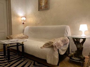 Метро Святошин Житомирська вул Верховинна подобово по недільна оренда