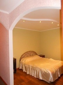 ПОДОБОВО. Можливо погодинно 150 грн год. 2 комн кв, остановка школьная