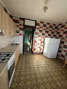 Трикімнатна на Каштановій, 26 / вільна