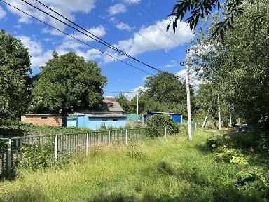 Продам будинок на березі річки!