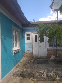 Продається пів будинку в Гайвороні