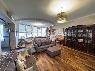 Київ, Шевченківський, Молдавська 2