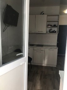 Хозяйка, квартира возле метро Спортивная, Защитников, Метростроителей