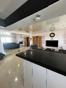 Продаж 3 кімнатної квартири Центр