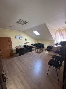 Продам офісні приміщення в центрі міста
