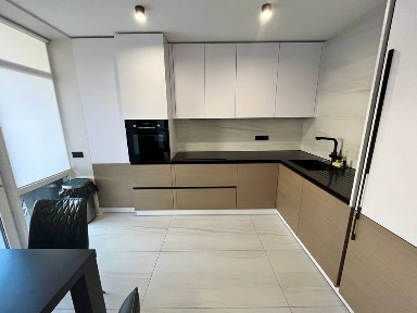 Здається в оренду 3к. таунхаус біля Кварцу вул Головна