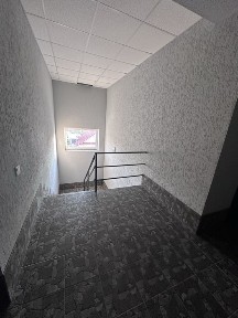 Продається 2-кімнатна квартира