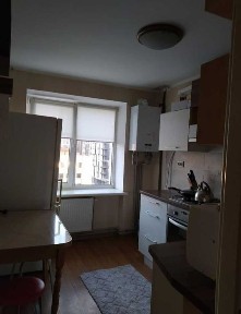 Продаж 2 кім квартиру в центрі/Коновальця