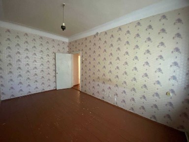 Продаётся 2-комнатная «сталинка» Свято-Николаевская/ Церковная