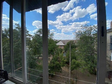 Продаётся 2-комнатная «сталинка» на Пионере, ул. Сичеславская