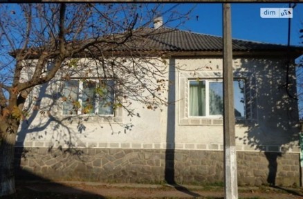 Продаж одноповерхового будинку три кімнати, в м. Мукачево