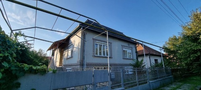 Продам ГАРНИЙ Будинок