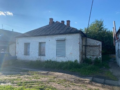 Частина будинку (на 4 хозяїна 22 кв. м)в м. Павлоград по вул. Озерна 129