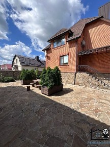 Продається будинок під ключ