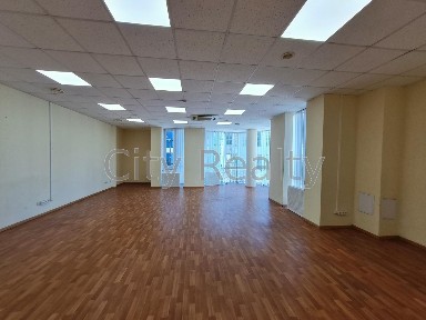 Киев, Крестовый пер., 2А