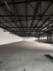 Здається склад по вулиці Хотинській