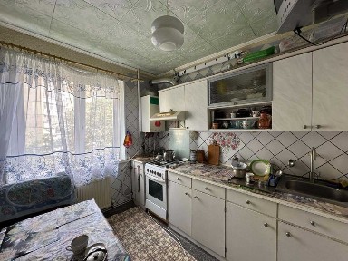 ПРОДАМ 1-кімн. на середньому поверсі з ГАО (лівий берег)