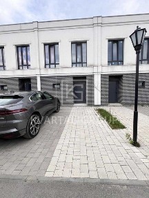 Державні програми + Продам таунхаус в закритого типу Lake Kanevo!