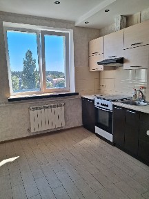 Продажа 2-комнатной квартиры 61 м², Комарова ул., 40Б/1