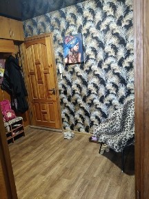 ТЕРМІНОВО Продам 4-х кімнатну квартиру