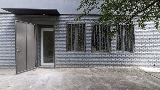 Фасадне приміщення 33 м2 Карачуни-МШ