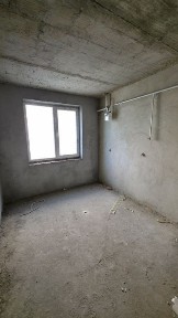 Продаж 3 кімнатна квартира в зданій НОВОБУДОВІ