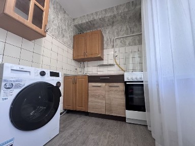 Київ, Шевченківський, вулиця Марії Капніст 10