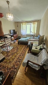 Продаж 2-на квартира поряд з Центррм