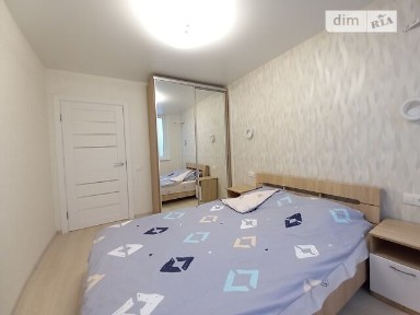 Атлант на Київській вул Симоненка сучасна квартира подобово погодинно