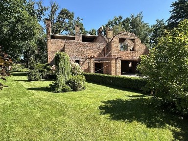 Продам свой участок в Романкове с коробкой дома и летней кухней