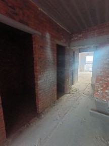 Продаж 3 кімнатної квартири в новобудові