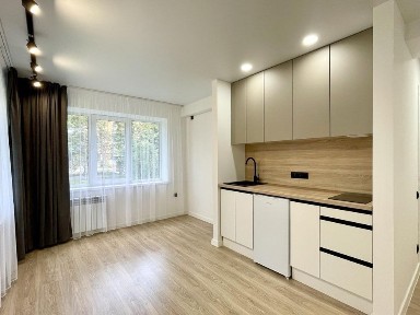 Найкраща пропозиція на Воскресенці, квартира з ремонтом