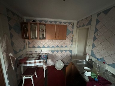 Продам будинок (напівбудинок) м. Старокостянтинів (центр міста) Хм. обл