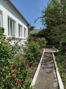 Продам добротний будинок з ремонтом