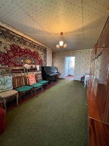 Продається 3-х кімнатна квартира 2 поверх Дослідна