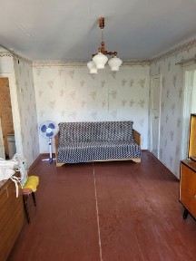 Продам 2 кім. квартиру по вул. Федора Караманца