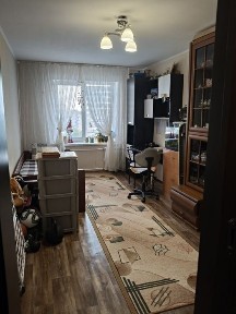 Продаж 2х кімнатної квартири в гуртожитку!