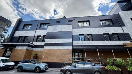 Оренда приміщення з ремонтом 513 м. кв., 3 хв. пішки до м. Васильківська