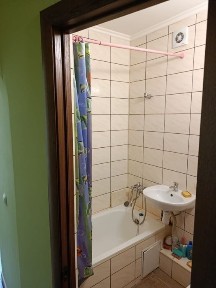 Продається 2-к квартира (м. Кіцмань)