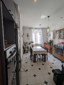 Велика 3к. квартира в центрі міста