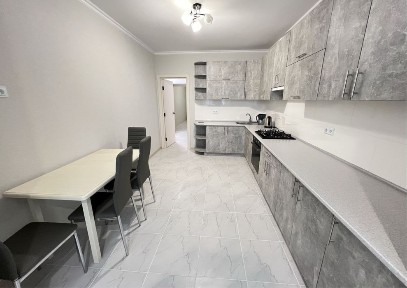 Центр. Здається 1-кімнатна квартира