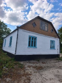 Продаж будинку в центрі Таращі