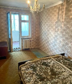 Днепр, Маршала Малиновского ул., 12