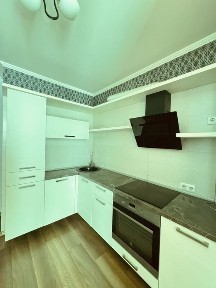 Київ, Дніпровський, Регенераторная 4