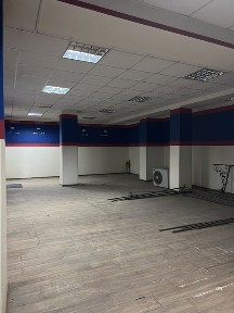 Продаж - Приміщеня - район комарова -гер. майдану
