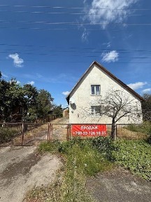 Продам будинок у м. Володимерець 100 кв. м, на ділянці 15 соток