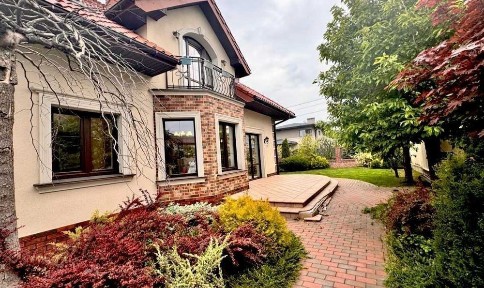 Оренда Будинку <a href='/newbuilding/7539/view/zk-hotiv'>Хотів</a> Під Києвом