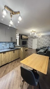 Ексклюзивна, дизайнерська квартира, в Новому будинку, Корбутівка